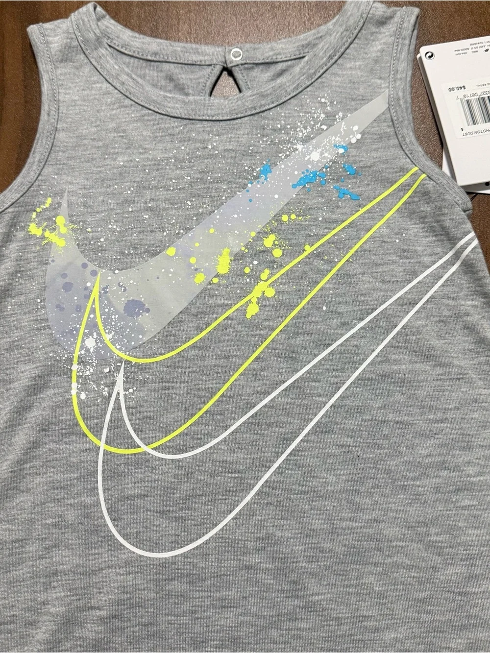 Nike Girls Grey Tank & Tie-Dye Shorts Set Size 5 NWT - Picture 3 of 8